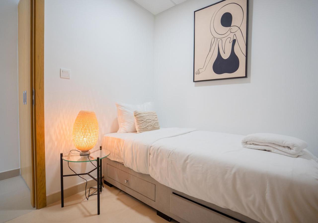 Nasma Luxury Stays - Bellevue Tower 1 دبي المظهر الخارجي الصورة